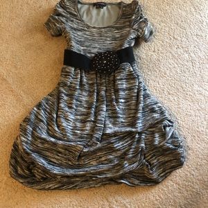 Girls black and white dress